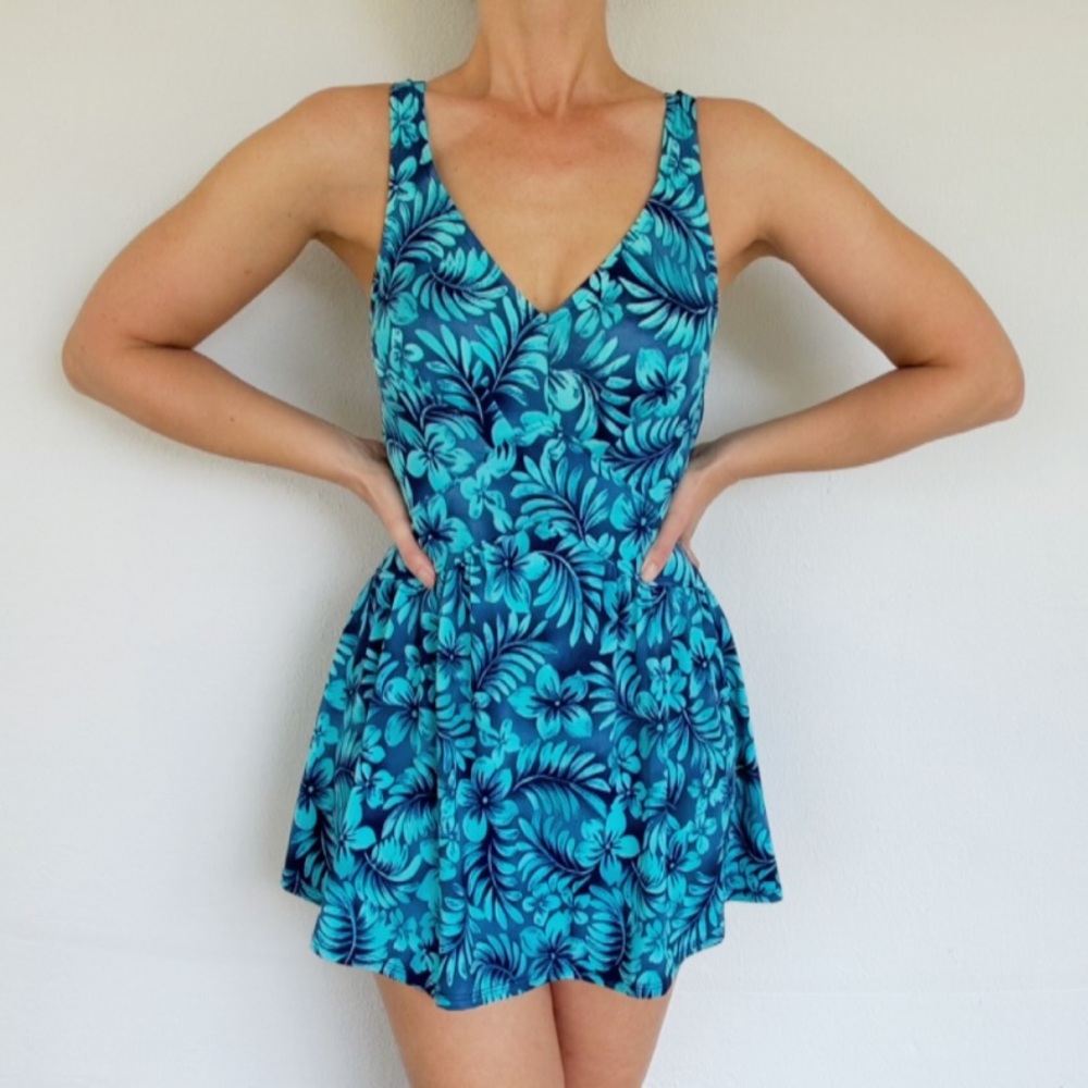 Vintage 90s Maxine USA blue tropical floral skirted swimdtess swimsuit size 12
